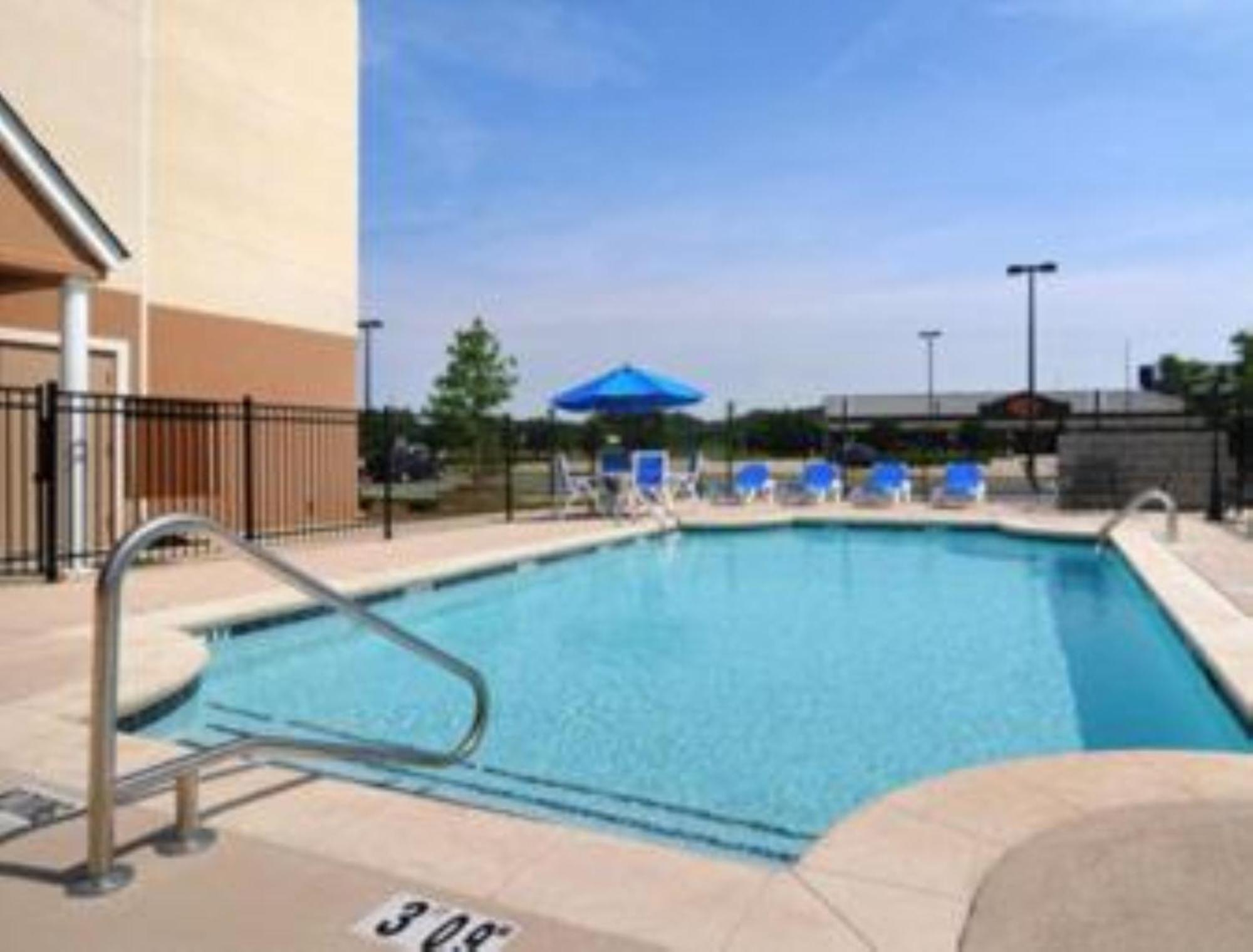 Microtel By Wyndham Perry National Fairground Area I-75 Dış mekan fotoğraf